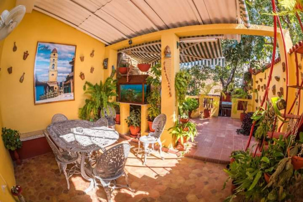 HOSTAL DOÑA MIÑE habitación 1