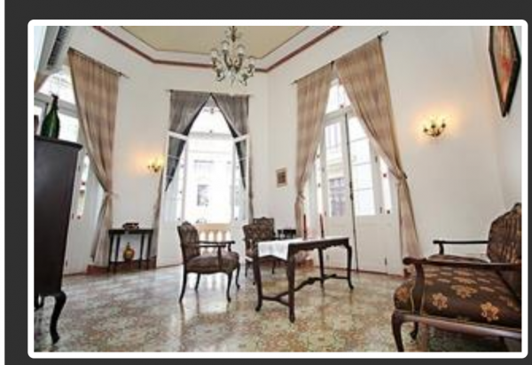 Los Balcones de Oficios