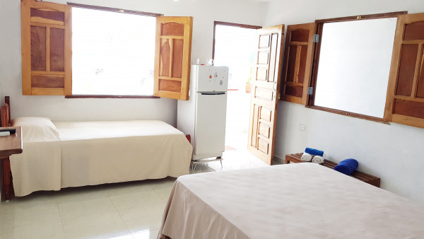 Hostal Don Carlos y Nancy.